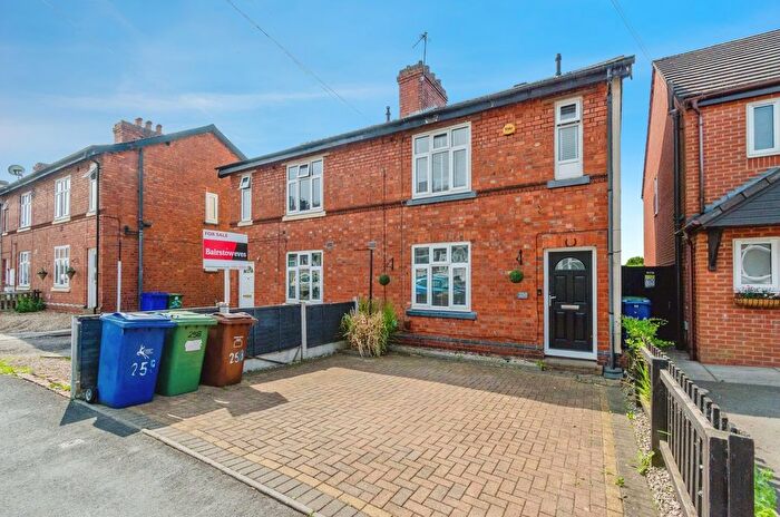 3 Bedroom Semi-Detached House For Sale In Cemetery Road, Cannock, Staffordshire, WS11