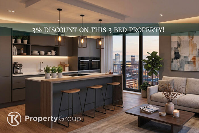 3 Bedroom Apartment For Sale In Manchester, (), M3