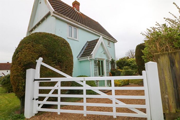 2 Bedroom Semi Detached House For Sale In Moverley Way, Aldeburgh, IP15