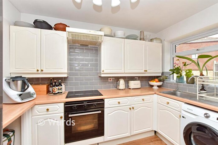 3 Bedroom Semi Detached House For Sale In Burmarsh Close, Walderslade, Chatham, Kent, ME5