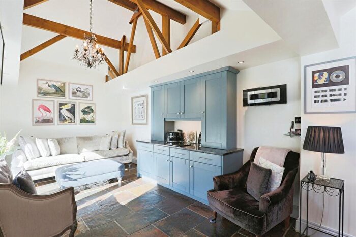 3 Bedroom Cottage For Sale In Church Street, Wellesbourne, Warwick, CV35