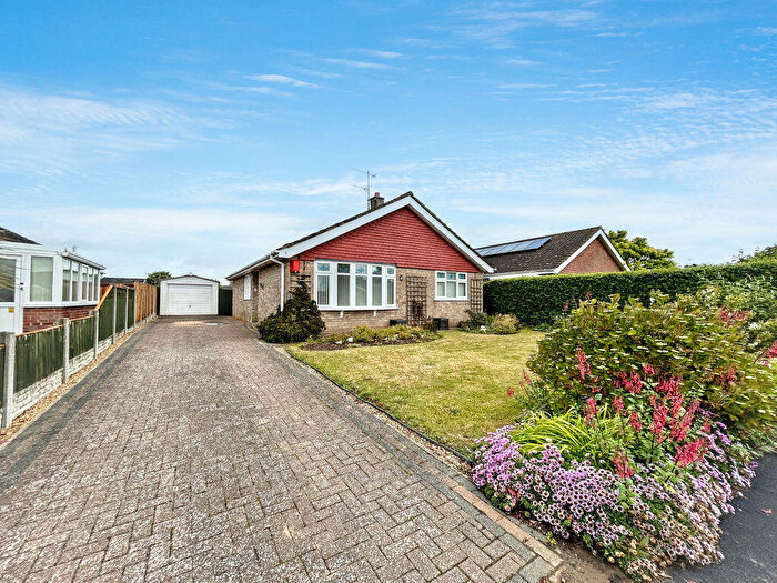 3 Bedroom Detached Bungalow For Sale In Brett Avenue, Gorleston, NR31