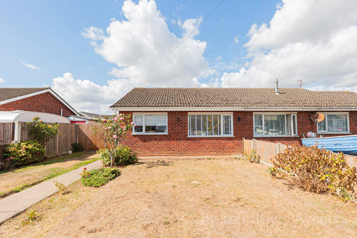 2 Bedroom Semi-Detached Bungalow For Sale In Thurne Way, Ormesby, NR29