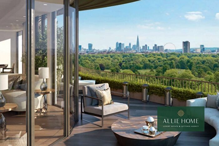 3 Bedroom Flat For Sale In Bayswater Road, London, W2