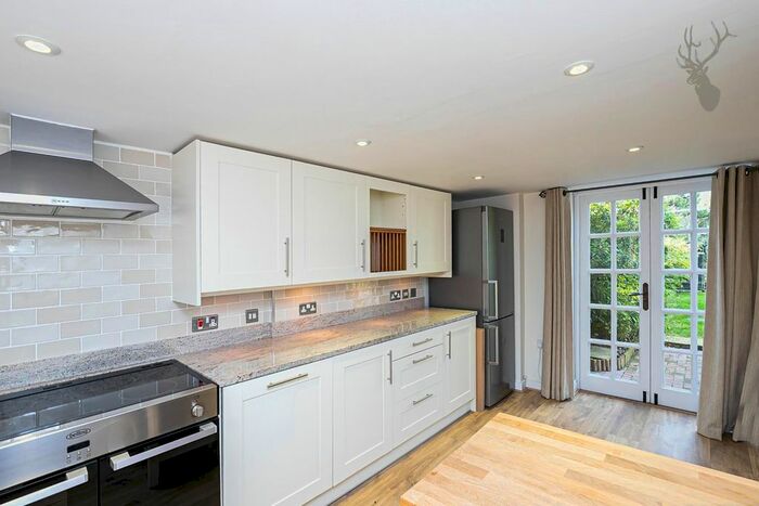 2 Bedroom Barn Conversion To Rent In Bury Lane, Epping, CM16