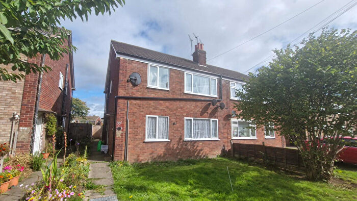 2 Bedroom Ground Maisonette To Rent In Tudor Road, Nuneaton, CV10