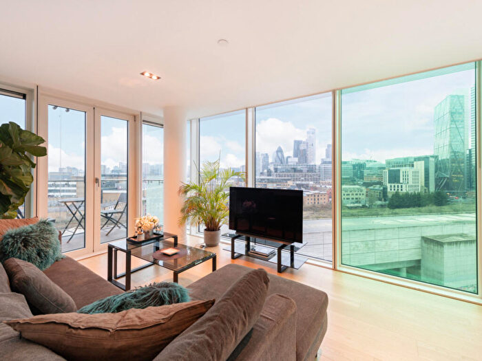 2 Bedroom Apartment For Sale In Avent Garde Tower, Shorditch, London, E1