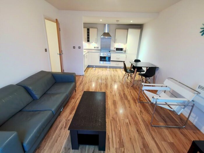 2 Bedroom Apartment To Rent In Bromsgrove St, City Centre, B5