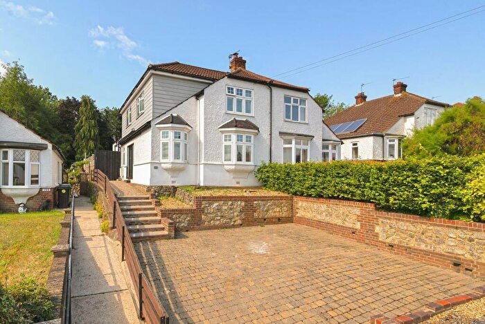 4 Bedroom Semi-Detached House For Sale In London Road, Maidstone, ME16