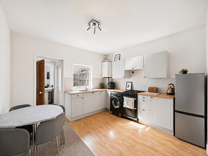 2 Bedroom Terraced House For Sale In Middle Road, Worcester, Worcestershire, WR2