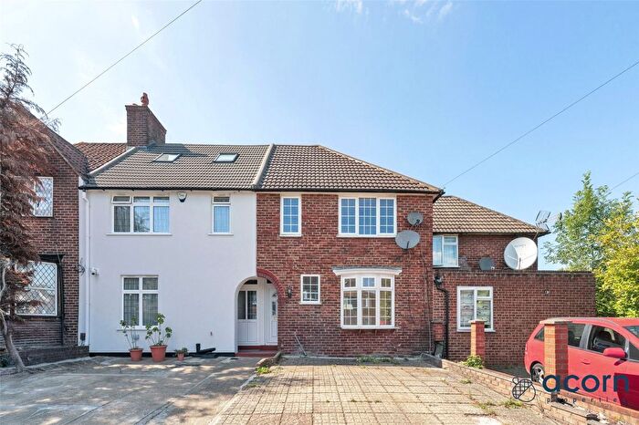 3 Bedroom Terraced House To Rent In Montrose Avenue, Edgware, Middx, HA8