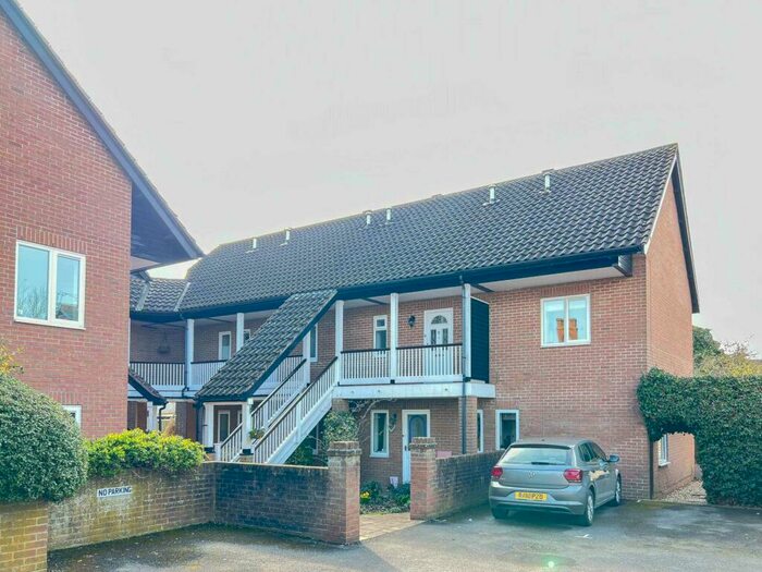 2 Bedroom Apartment To Rent In Weedon Court, Wallingford, OX10
