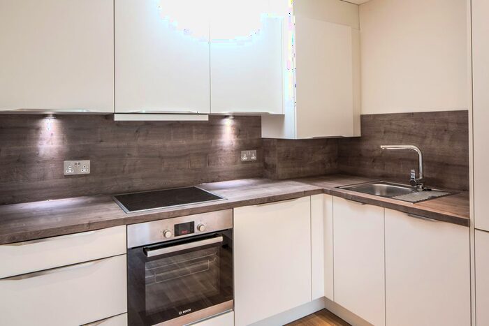 1 Bedroom Flat To Rent In Oakleigh Road North, London, N20