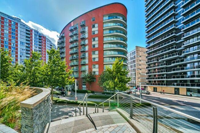 1 Bedroom Apartment To Rent In Michigan Building, Biscayne Avenue, Blackwall, Canary Wharf, Poplar, London, E14