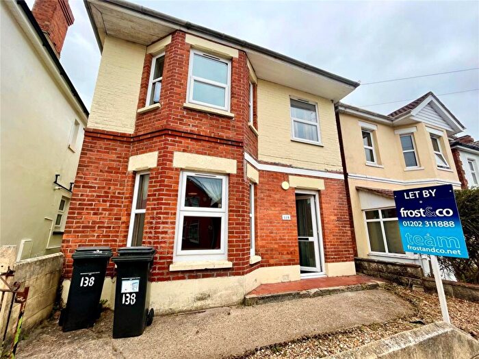 6 Bedroom Detached House To Rent In Markham Road, Bournemouth, BH9