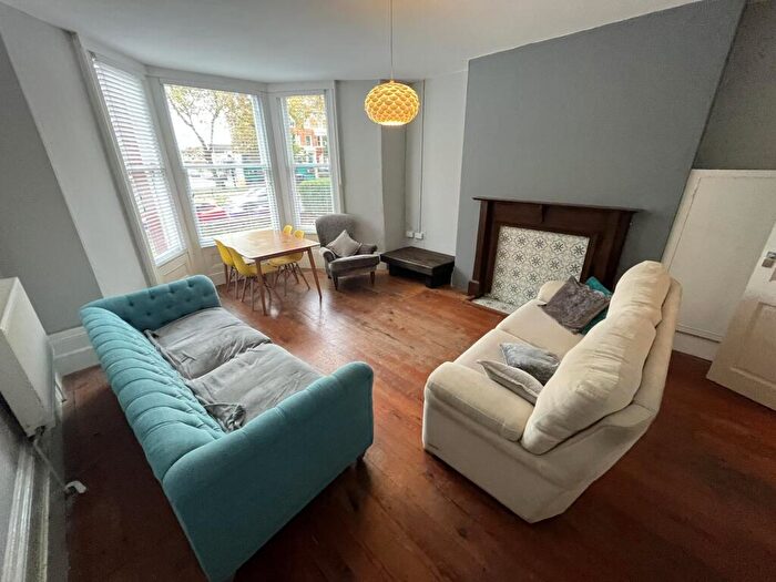 3 Bedroom House To Rent In Princes Avenue, Liverpool, L8