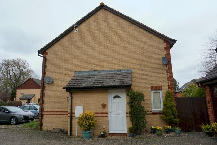 1 Bedroom Cluster House To Rent In Hipwell Court, Olney, MK46