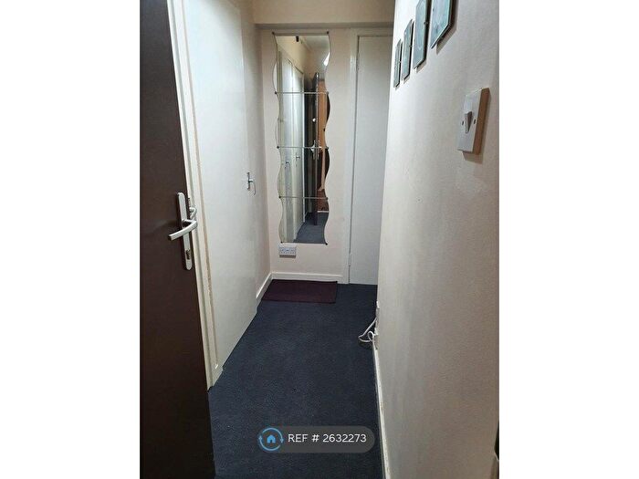 1 Bedroom Flat To Rent In Hutcheon Court, Aberdeen, AB25