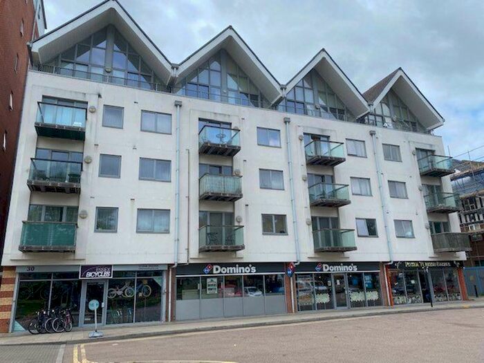 2 Bedroom Apartment To Rent In Station Lane, Basildon, SS13