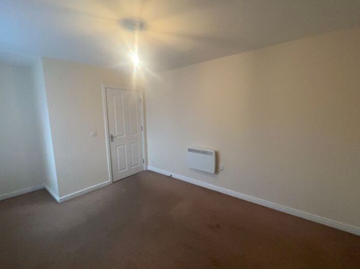 3 Bedroom Flat To Rent In Vauxhall Road, Liverpool, L5