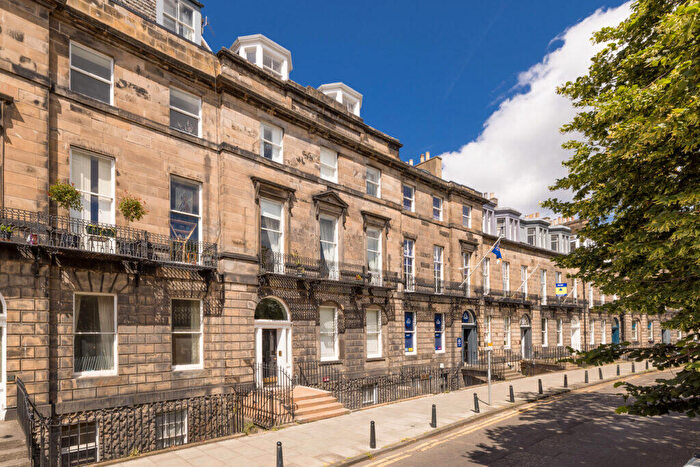 2 Bedroom Flat For Sale In F/ Coates Crescent, West End, EH3