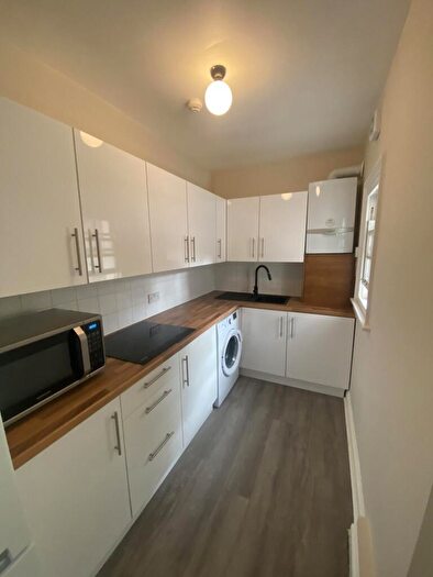 2 Bedroom Flat To Rent In Cosway Street, London, NW1