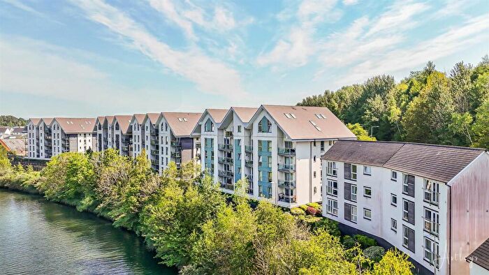 2 Bedroom Flat For Sale In Phoebe Road, Pentrechwyth, SA1