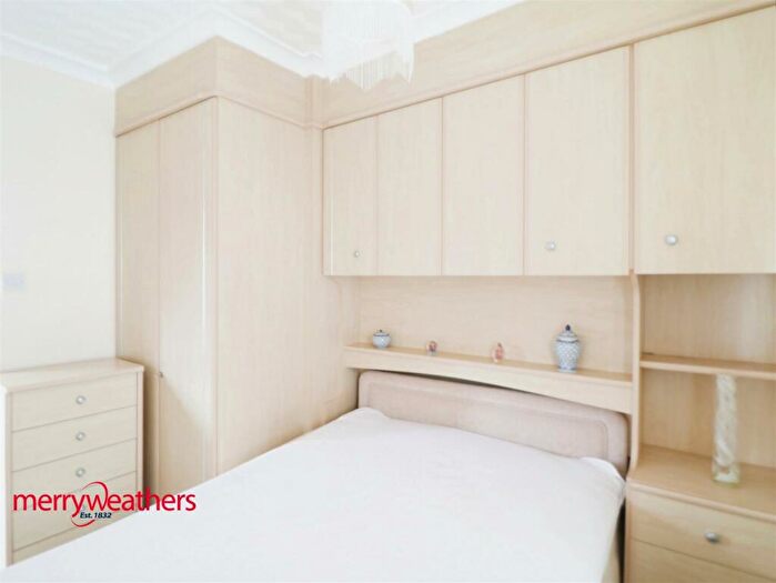 2 Bedroom Semi-Detached Bungalow For Sale In Sunnybank Crescent, Brinsworth, Rotherham, S60