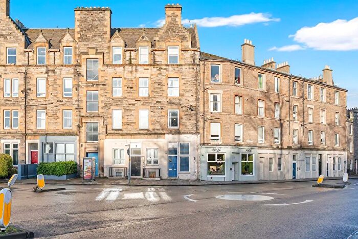 1 Bedroom Flat For Sale In Royal Park Terrace, Edinburgh, EH8