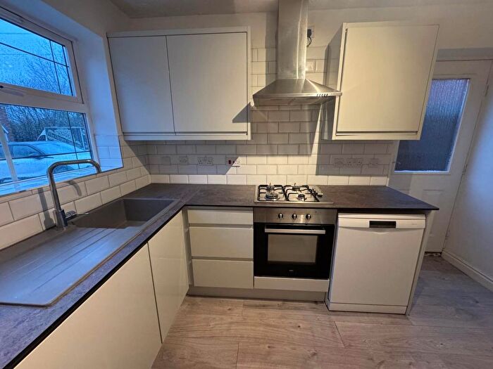 3 Bedroom Detached House To Rent In Penkside Walk, Wolverhampton, WV9
