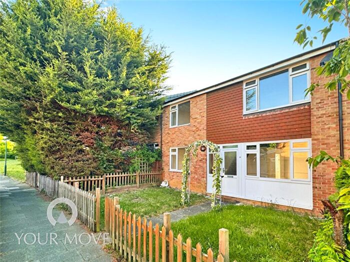 3 Bedroom Terraced House To Rent In Hanbury Walk, Bexley, Kent, DA5