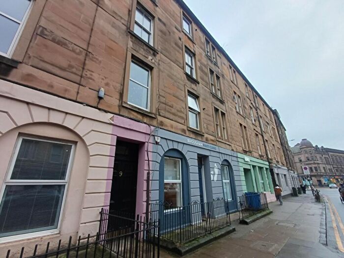 3 Bedroom Flat To Rent In Brougham Street, Tollcross, Edinburgh, EH3