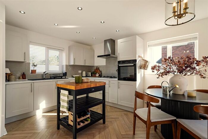 4 Bedroom Detached House For Sale In Rokeby Road, Darlington, DL2