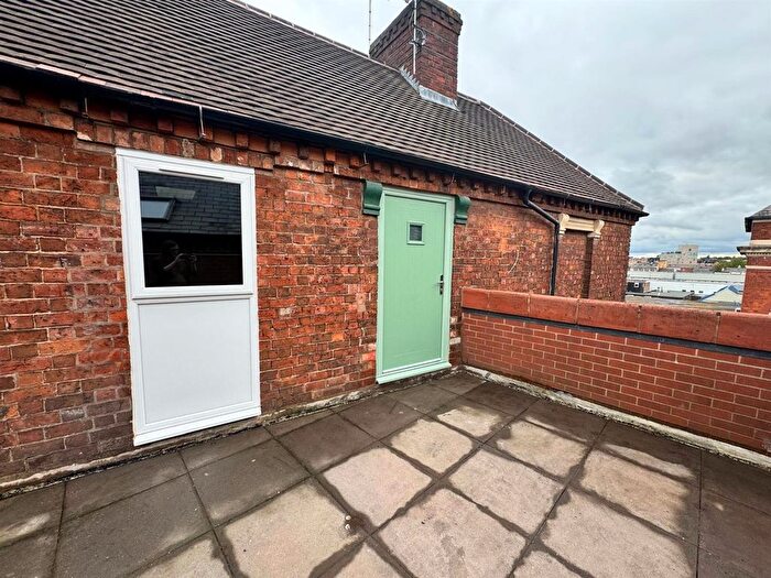 1 Bedroom Property To Rent In High Stree, Walsall, WS1