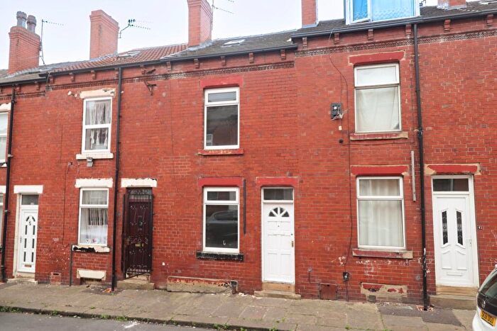4 Bedroom Terraced House To Rent In Belvedere Mount, Leeds, West Yorkshire, LS11