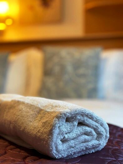 2 Bedroom Semi-Detached House To Rent In Preston Hill, Harrow, Middlesex, HA3