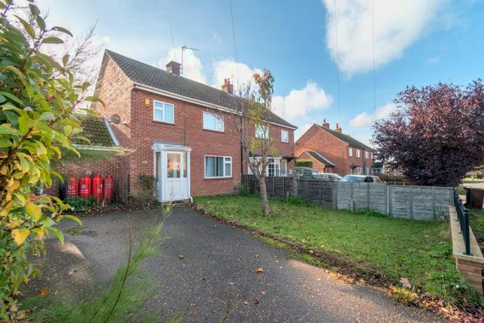 3 Bedroom Semi-Detached House For Sale In Mill Hill, Brancaster, PE31