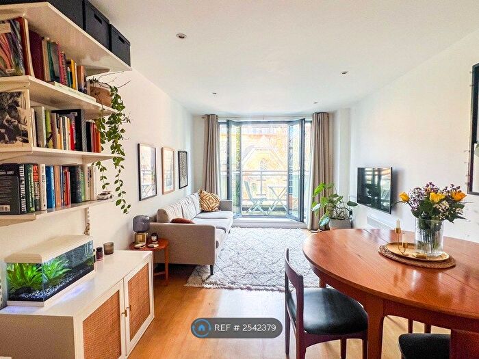 1 Bedroom Flat To Rent In Fairfield Road, London, E3