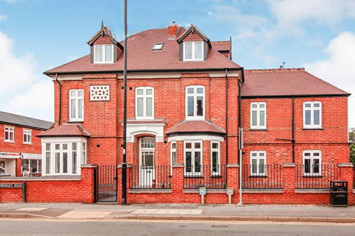 2 Bedroom Apartment To Rent In Waverley Road, Kenilworth, CV8