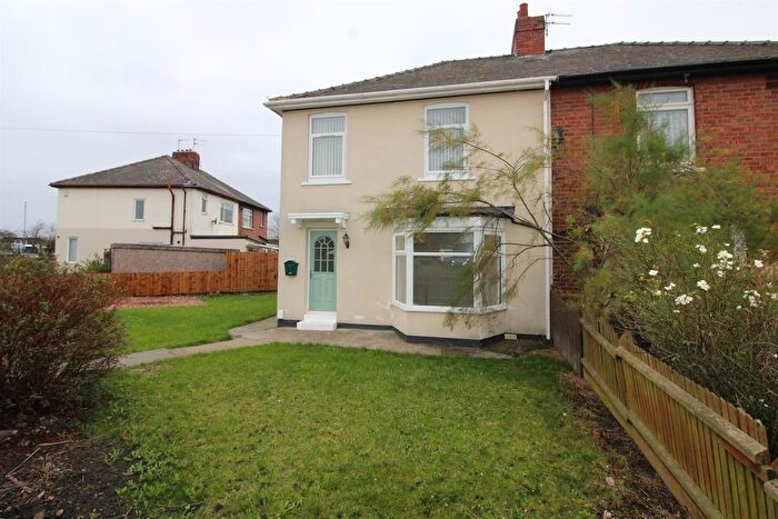 3 Bedroom Semi-Detached House For Sale In Cowpen Lane, Billingham, TS23