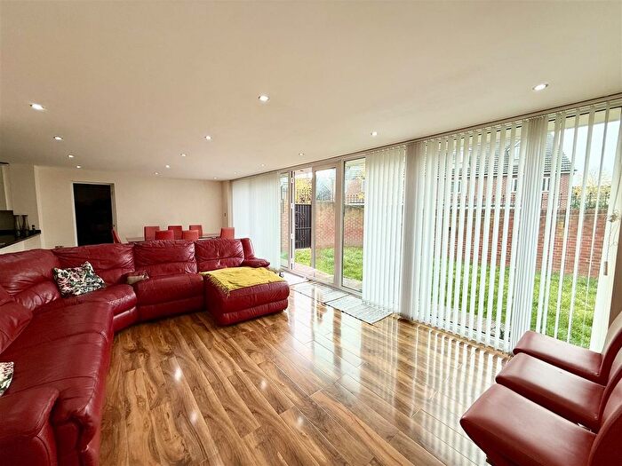 6 Bedroom Detached House To Rent In Church Lane, Wexham, Slough, SL3