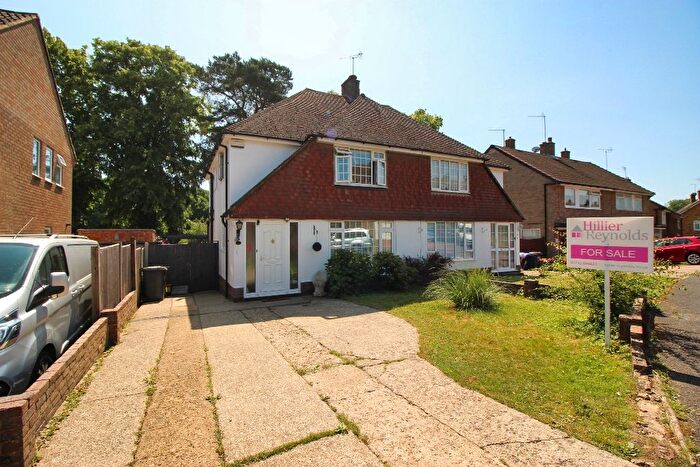 3 Bedroom Semi-detached House For Sale In Monckton Road, Borough Green, TN15