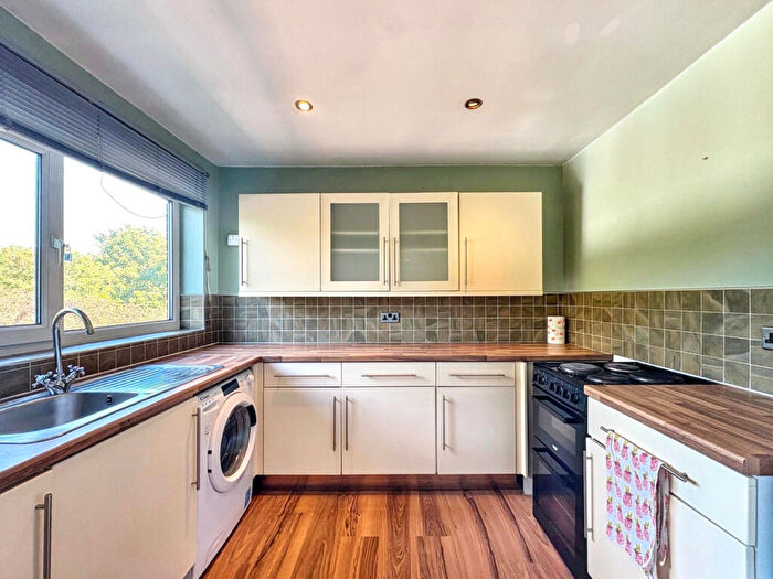 1 Bedroom Flat To Rent In Nelric House, SO17