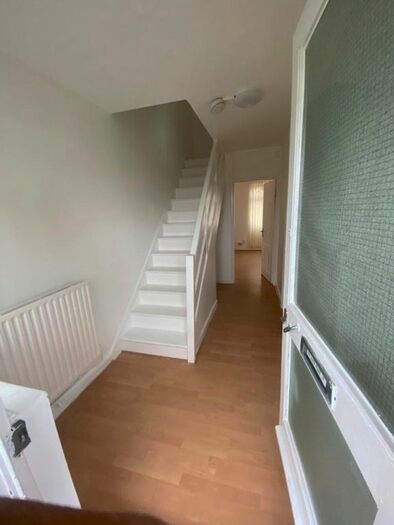 2 Bedroom Property To Rent In Weymouth Terrace, London, E2