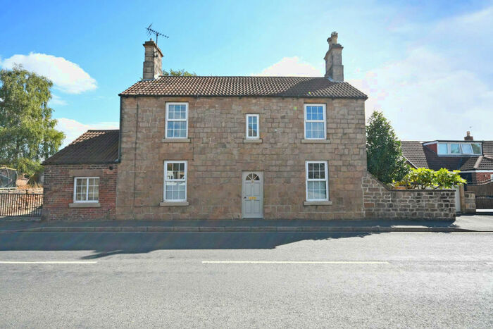 3 Bedroom House To Rent In Church Street, Kirkby In Ashfield, NG17