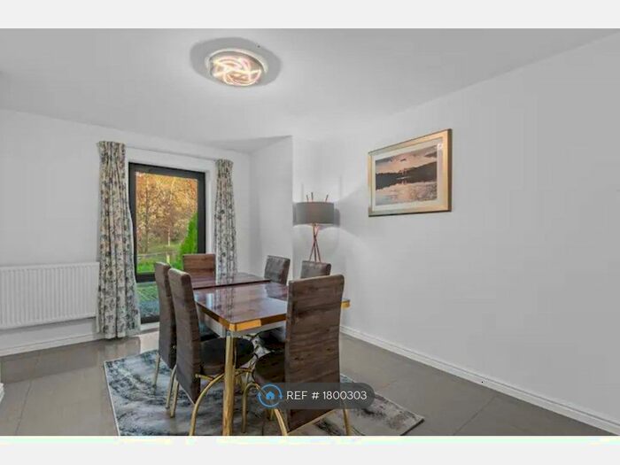 7 Bedroom Detached House To Rent In Nicholson Walk, Uxbridge, UB10