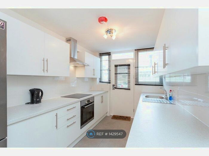 5 Bedroom Flat To Rent In Amina Way, London, SE16