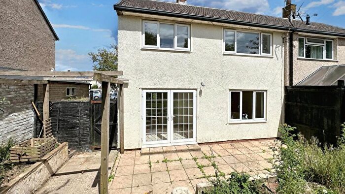 3 Bedroom House To Rent In Aust Crescent Bulwark Beachley, Chepstow, NP16