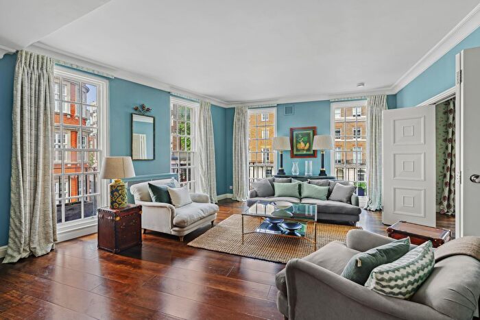 4 Bedroom Flat For Sale In Cliveden Place, Belgravia, London, SW1W