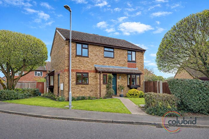 4 Bedroom Detached House For Sale In Falcon Avenue, Grays, RM17